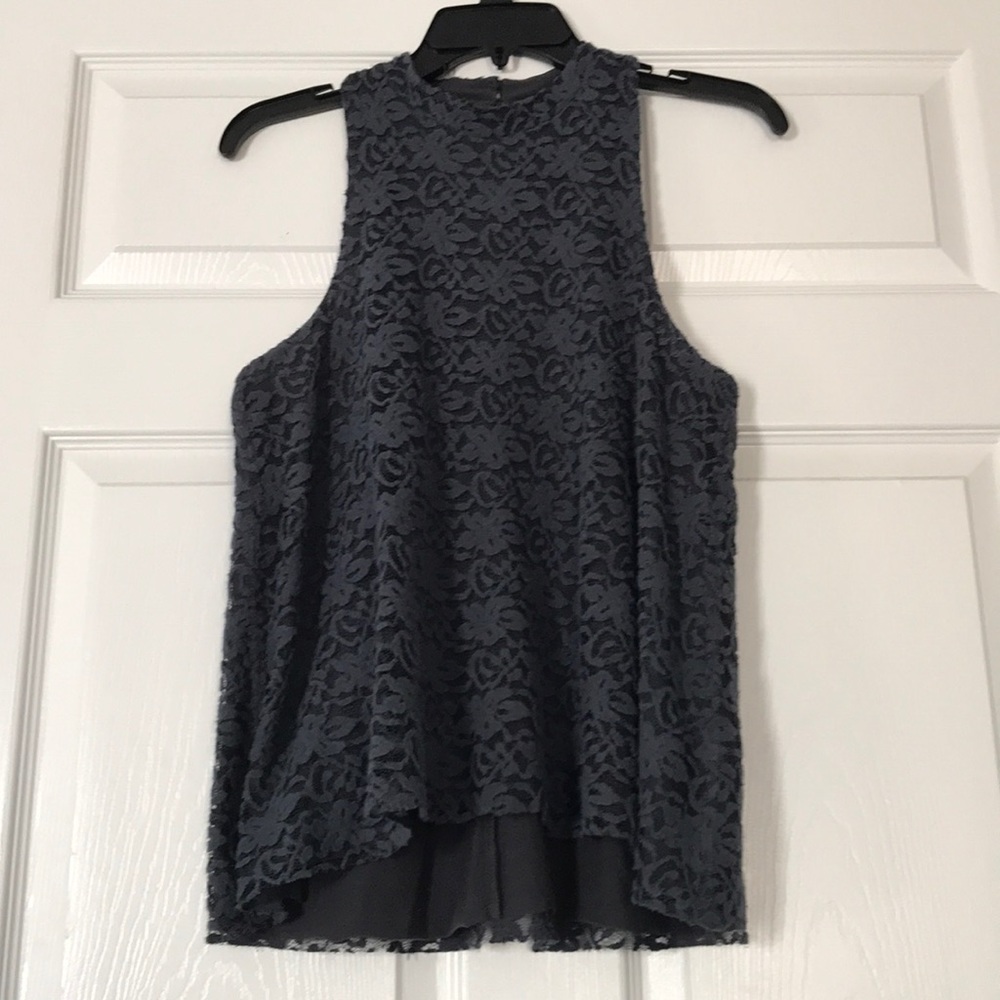 🌸 Hollister Rose Lace tank 🌸